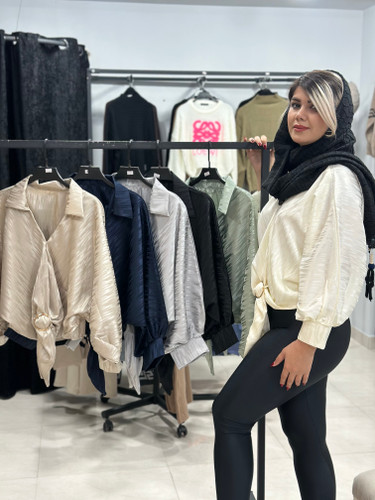 شومیز ساتن جلو سگگ دار